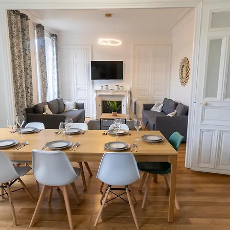 Haussmannien Jaures * تروي