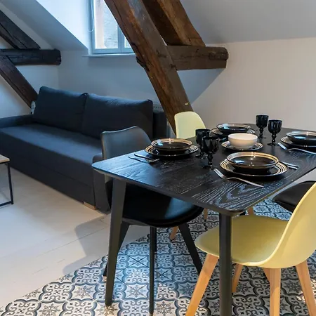 Haussmannien Jaures تروي