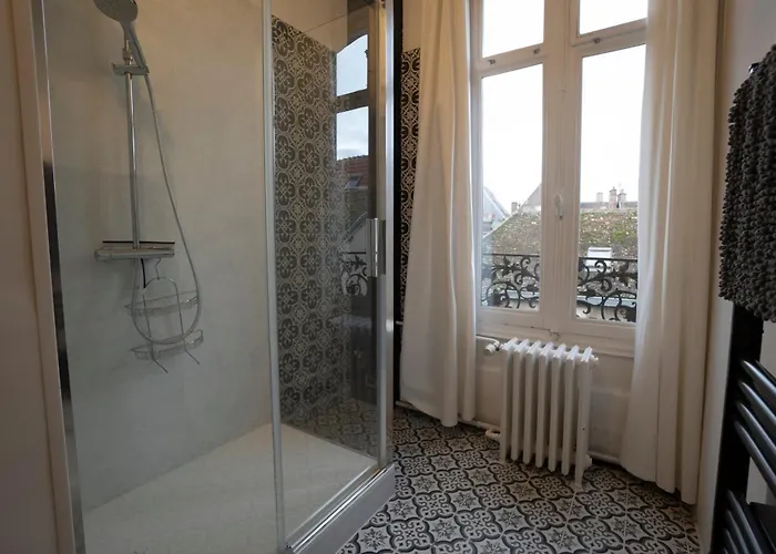 Lägenhet Haussmannien Jaures