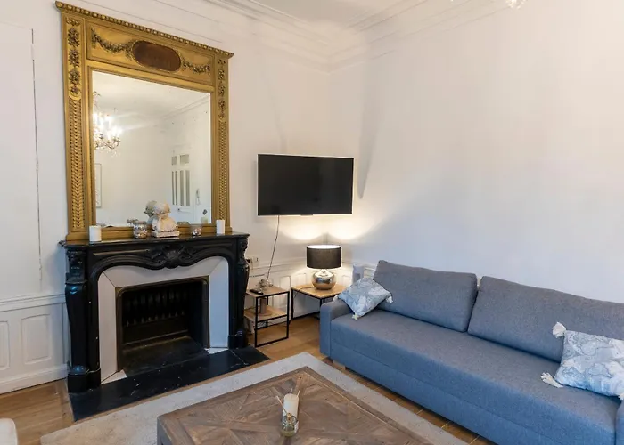 Haussmannien Jaures *